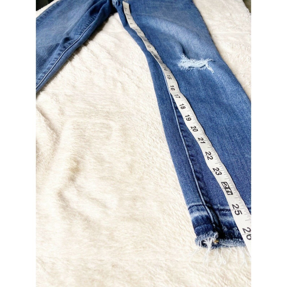 LEVIS 711 Women Midrise Skinny Jeans Sz 27 Light Wash Distressed Raw Hem Ankle - Picture 7 of 7